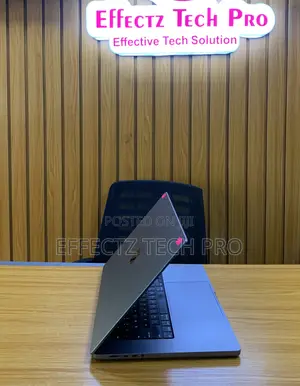 Laptop Apple MacBook Pro M1 32GB Apple M1 Max SSD 1T