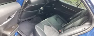 Toyota Camry SE 2023 Blue
