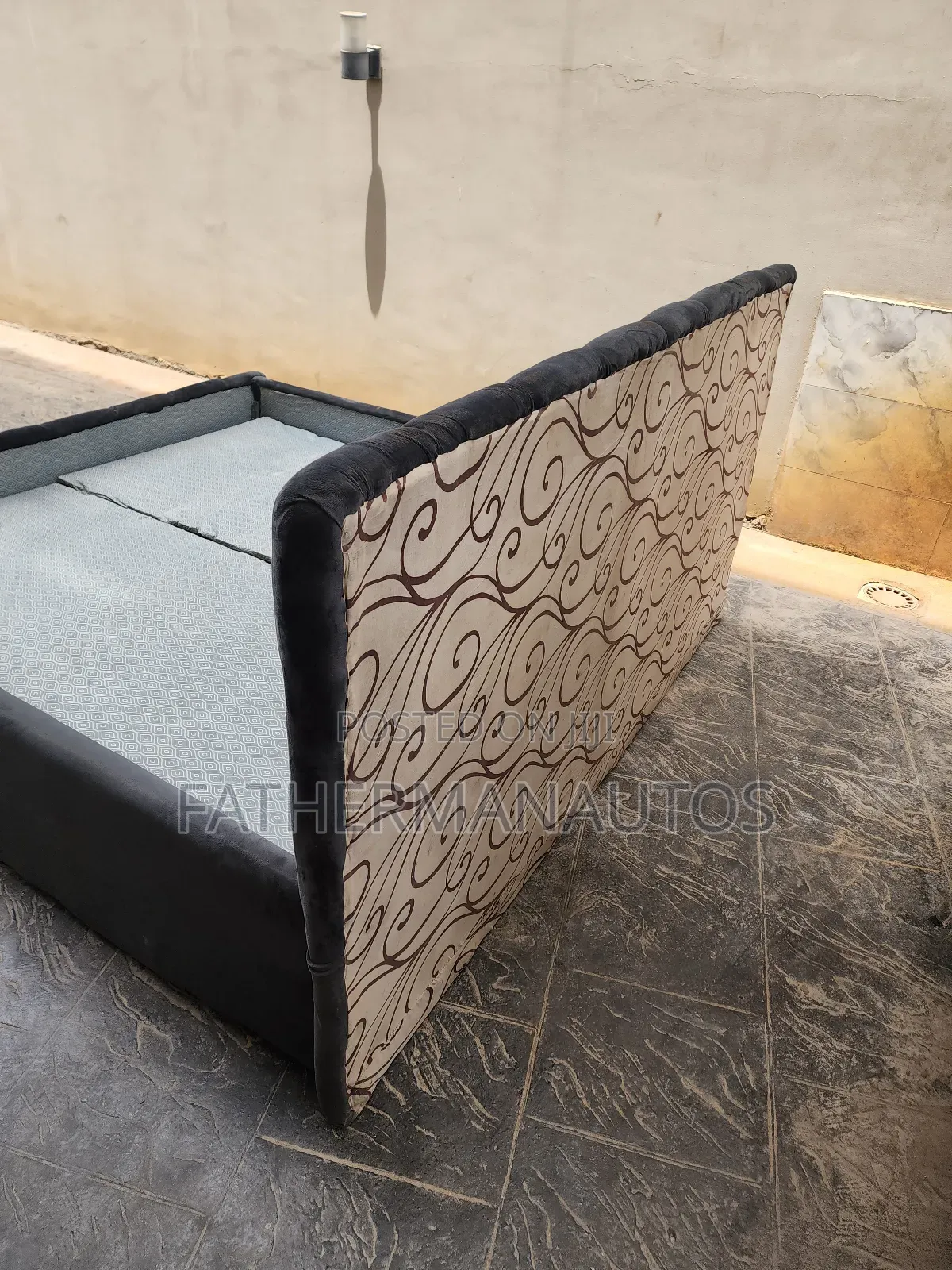 6by6 Bedframe