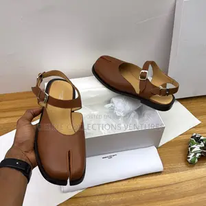 *2026 Maison Margiela Tabi Leather Sandals Coffee