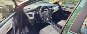 Toyota Corolla LE Premium 4dr Sedan (1.8L 4cyl CVT) 2015 Green