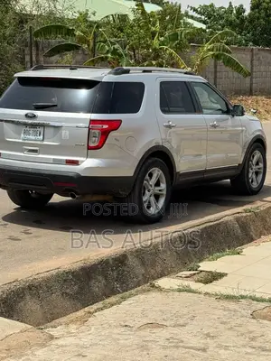 Ford Explorer 2011 Silver