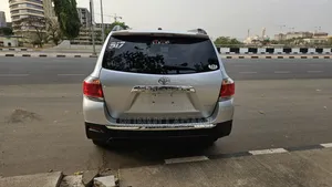 Toyota Highlander Limited 2012 Silver