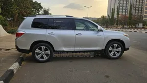 Toyota Highlander Limited 2012 Silver