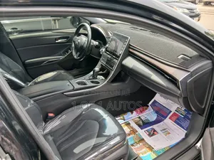 Toyota Avalon XLE 2020 Black