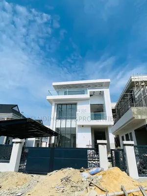 5bdrm Duplex in Off Lekki-Epe Expressway for sale