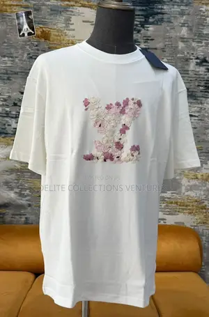 New *Original Louis Vuitton Combo Available in Store  M —— XXL Top