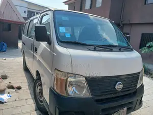 Nissan Caravan (Urvan) 2008 White