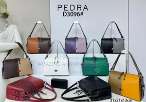 Pedra Classic Handbag