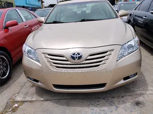Toyota Camry 2.4 LE 2008 Gold