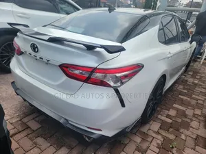 Toyota Camry TRD V6 FWD 2020 White
