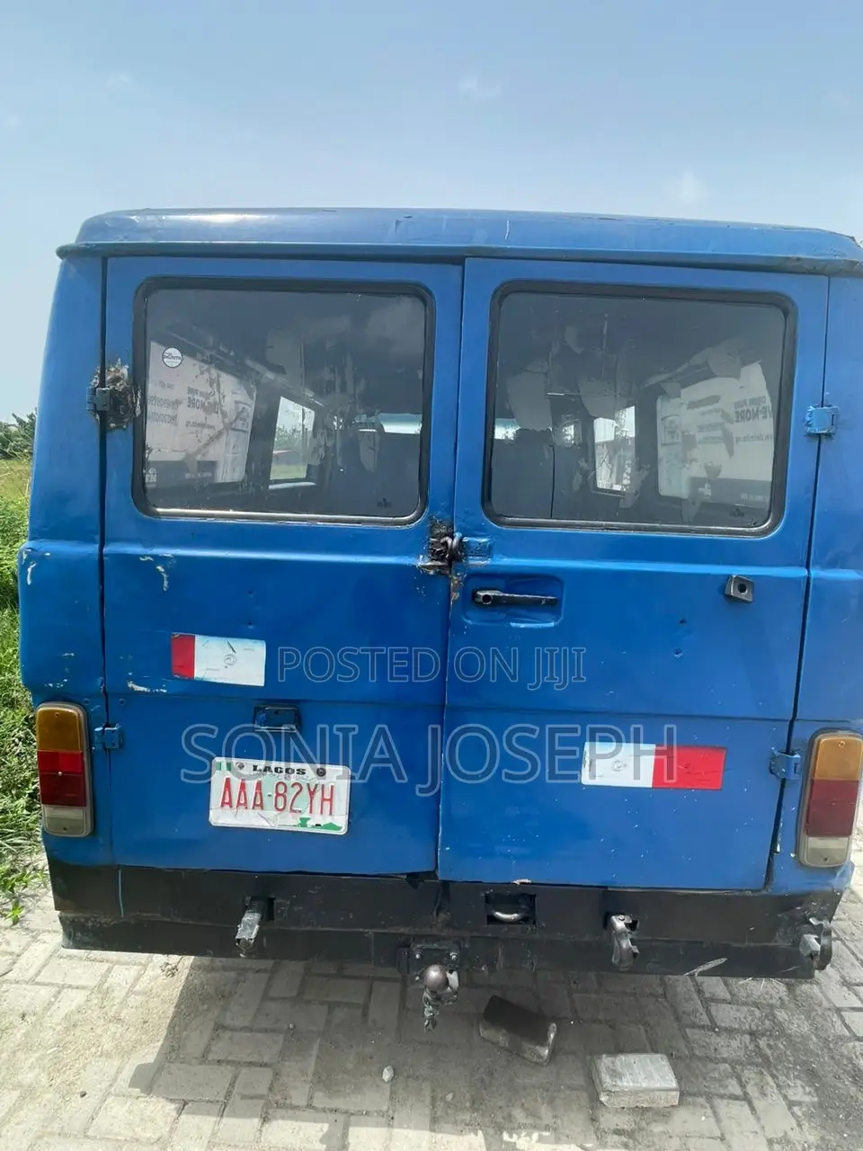 Volkswagen LT 2000 Blue
