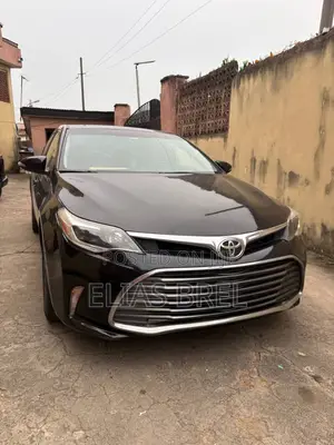 Toyota Avalon XLE Plus Sedan FWD (3.5L 6cyl 6A) 2017 Black