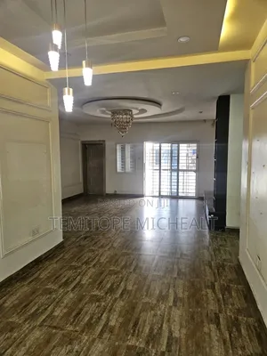 3bdrm Apartment in Main Wuye for rent