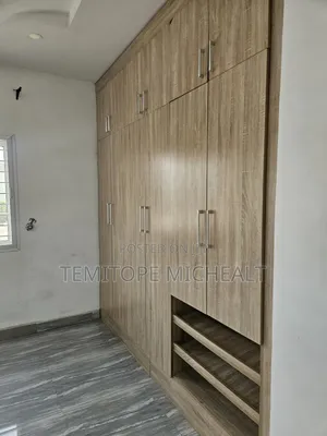 3bdrm Apartment in Main Wuye for rent