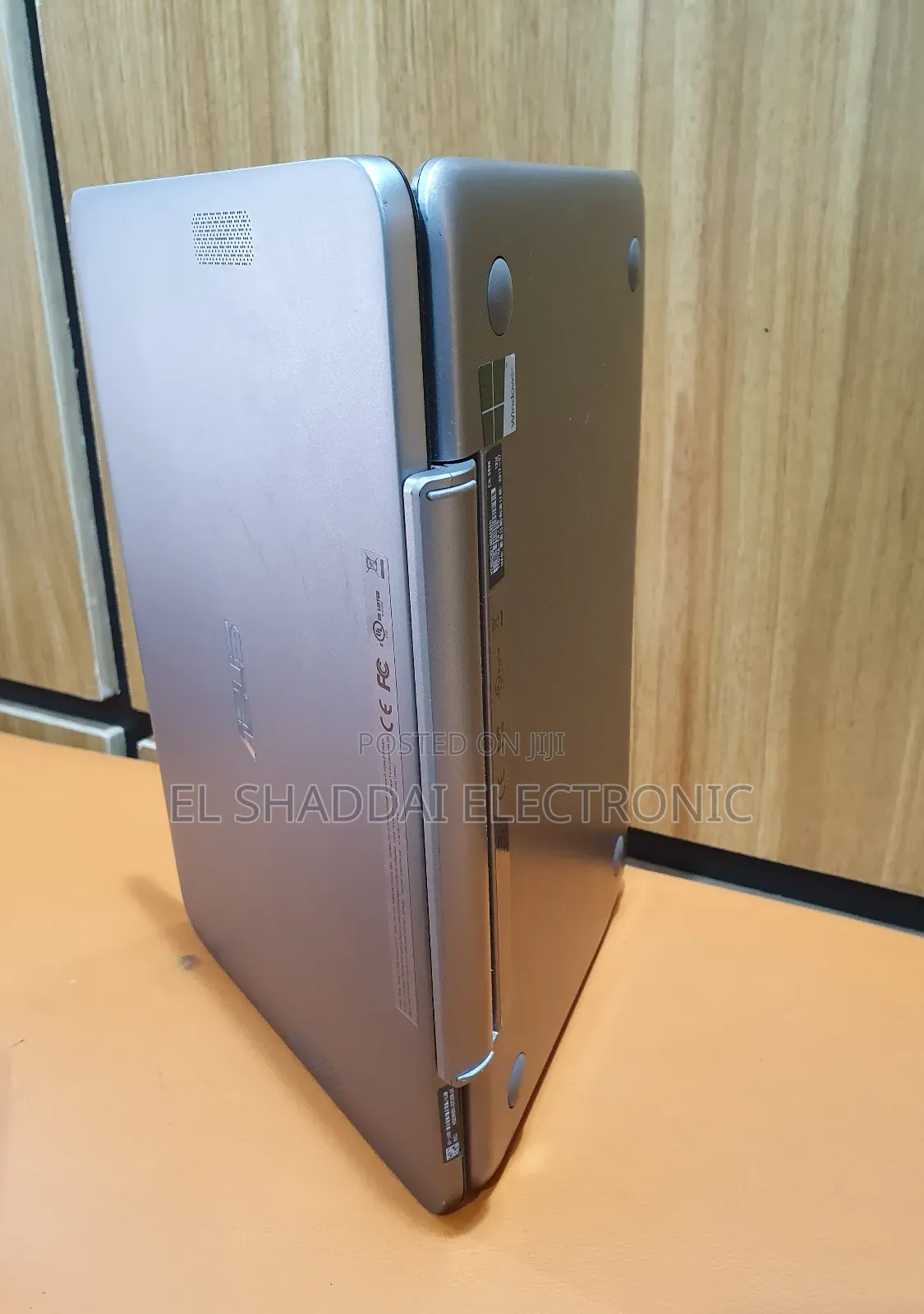 Desktop Computer Asus 4GB Intel Atom eMMC 60GB