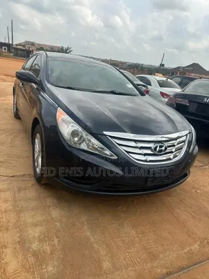 Hyundai Sonata Limited 2.0T Sedan (2.0L 4cyl 6A) 2013 Blue