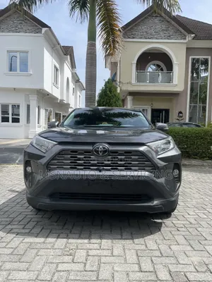 Toyota RAV4 Limited AWD 2020 Gray