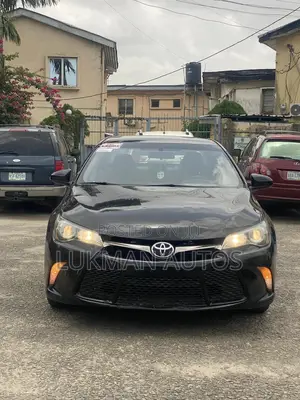 Toyota Camry SE 4dr Sedan (2.5L 4cyl 6A) 2016 Black