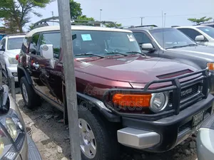 Toyota FJ Cruiser Base 4x4 2008 Brown