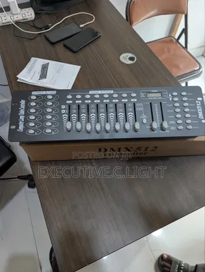 Dmx12 Compact 192 Channel DMX Controller