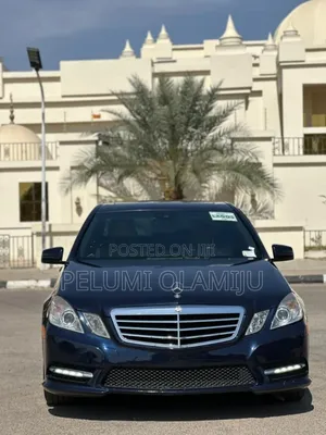 Mercedes-Benz E350 Base 4dr Sedan RWD (3.5L 6cyl 7A) 2012 Blue