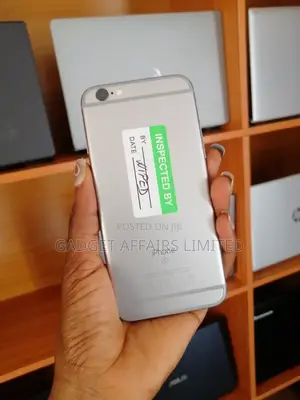 Apple iPhone 6s 32 GB Gray