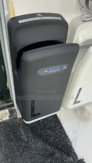 Smart Automated Hand Dryer
