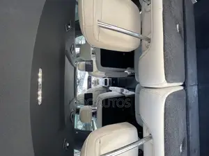 Mercedes-Benz GLS-Class GLS 400d 2021 Gold