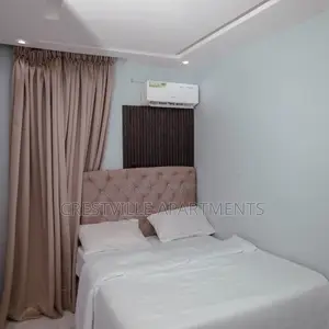 1 Bedroom With Open Plan Kitchen in Surulere