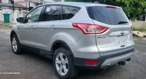Ford Escape SE 4x4 2016 Silver