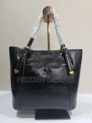 Cute Crinkled Leather Shoulder Bag- Black