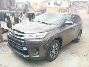 Toyota Highlander 2017 Gray