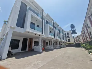 4 Bedroom Terrace