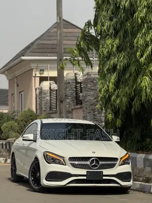Mercedes-Benz CLA-Class CLA 250 4MATIC Sedan 2018 White