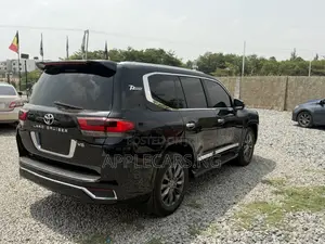 Toyota Land Cruiser 2011 Black