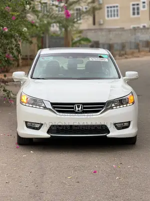 Honda Accord EX-L 2dr Coupe FWD (2.4L 4cyl 2A) 2013 White