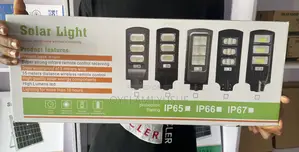 300watts Solar Streetlight
