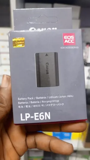 Canon Lp-E6n Rechargeable Lithium-Ion Battery Pack.