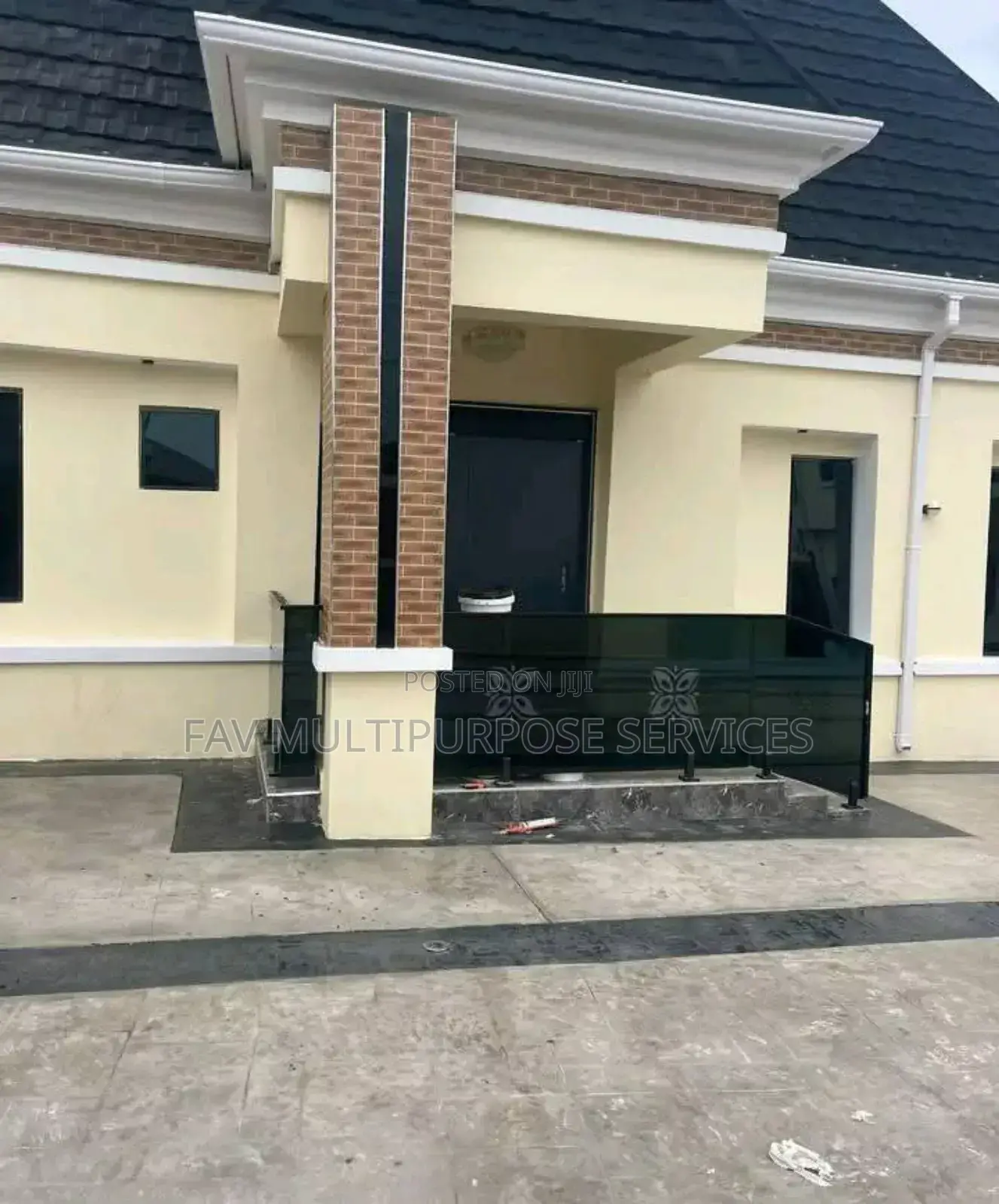 Screeding Painting Stucco Wall Design