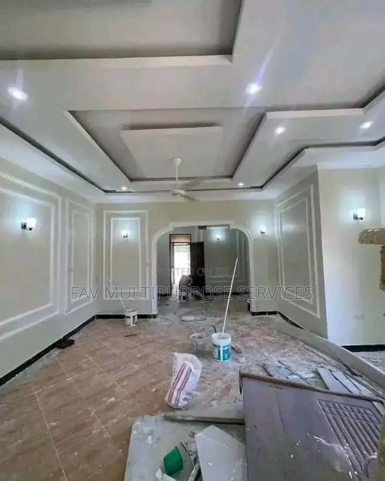 Screeding Painting Stucco Wall Design