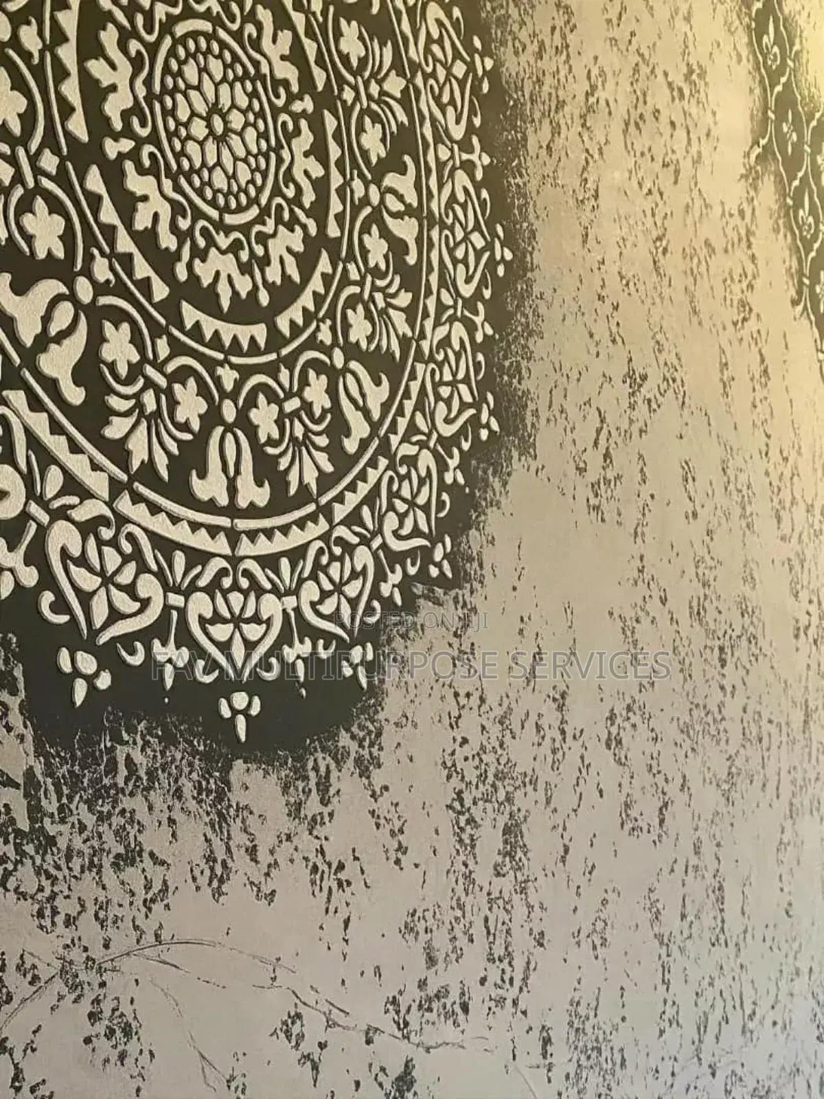 Screeding Painting Stucco Wall Design