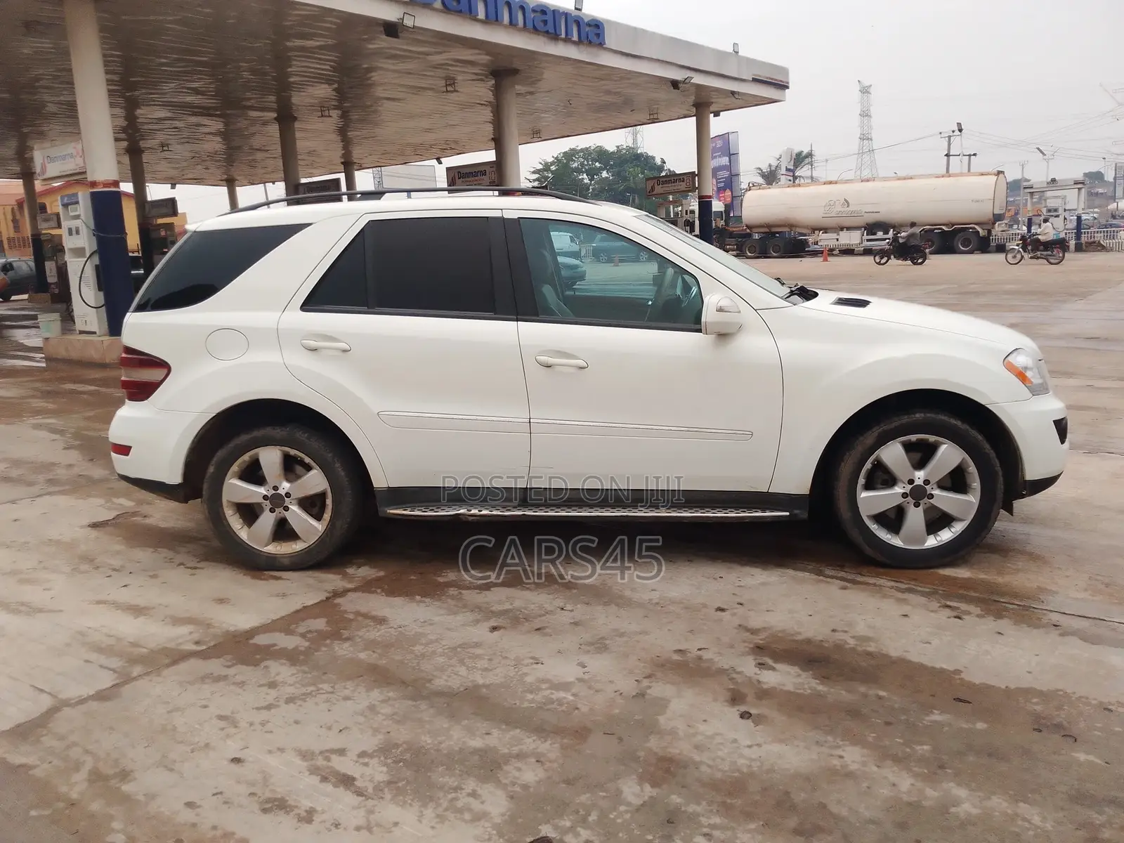 Mercedes-Benz M Class 2009 White