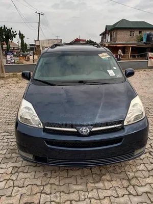 Toyota Sienna XLE Limited 2005 Blue