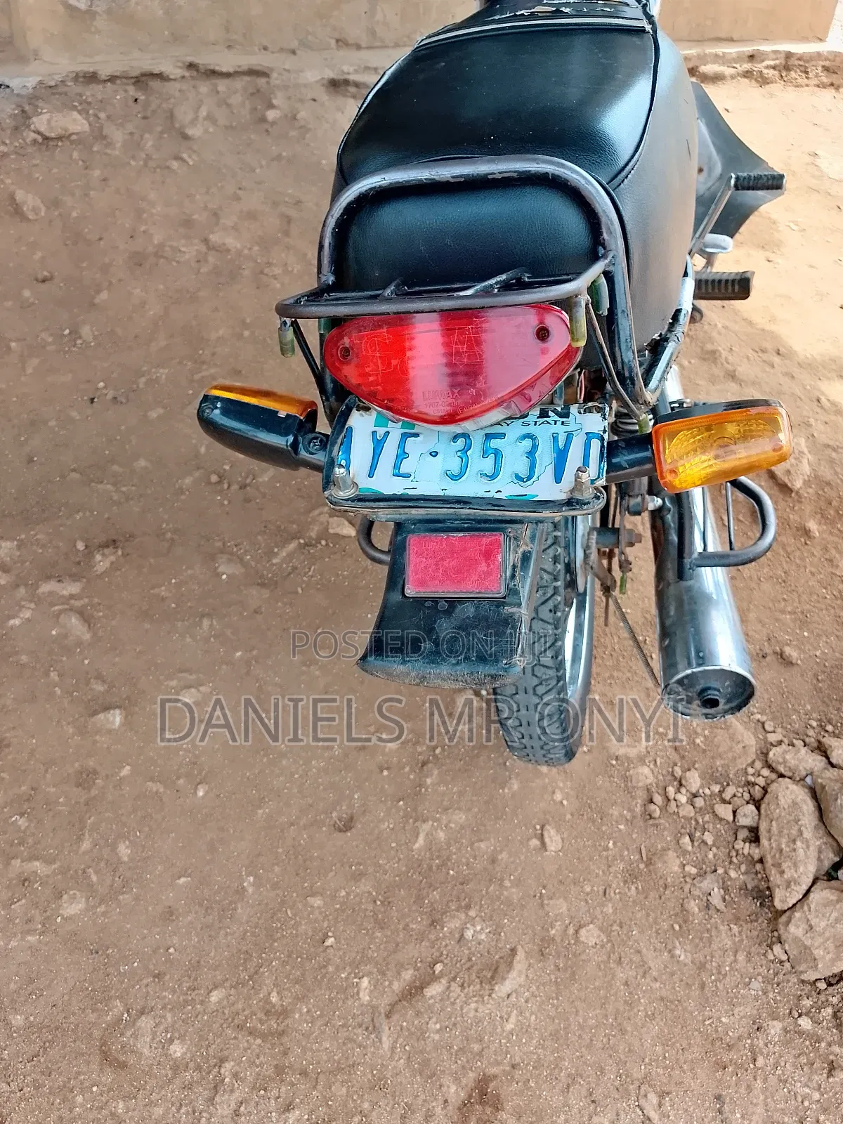 Bajaj Boxer 100 2019 Red