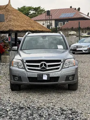 Mercedes-Benz GLK-Class 2010 Gray