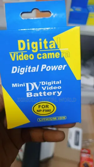 ​Np-F980 High-Capacity Li-Ion Battery for Video Studio Gear