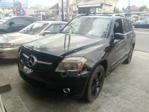Mercedes-Benz GLK-Class 350 4MATIC 2010 Black