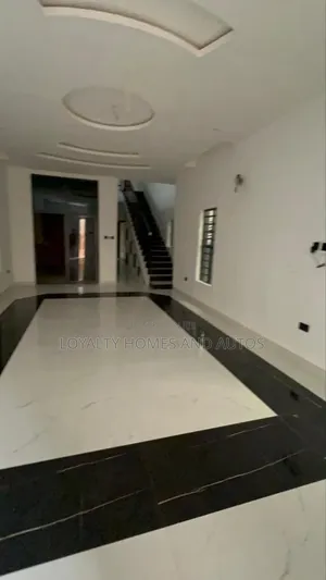 4bdrm Duplex in Omole Phase 1 Ikeja for rent