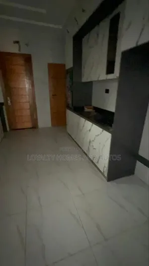 4bdrm Duplex in Omole Phase 1 Ikeja for rent